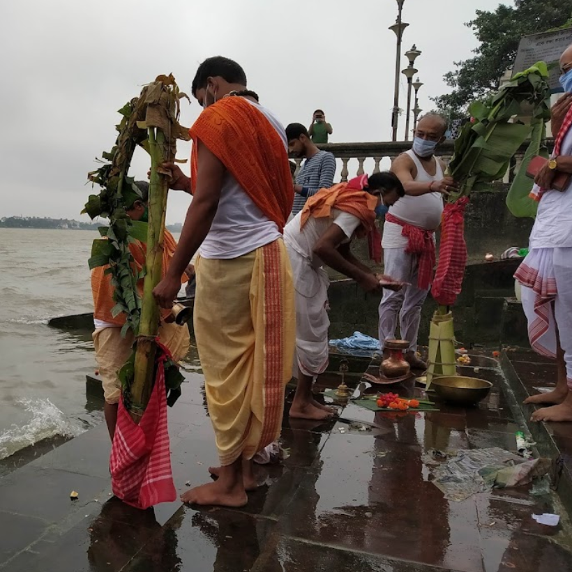 Cremation services at Ariadaha Crematorium, Dakshineshwara Kolkata