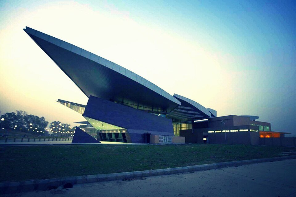Chaudhary Charan Singh International Airport at Lucknow for Bangalore to Lucknow air transport
