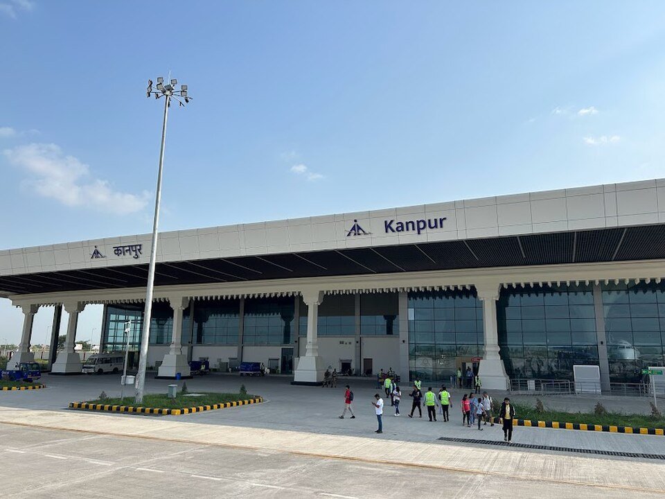 Kanpur Airport terminal for direct Bangalore to Kanpur route comparison