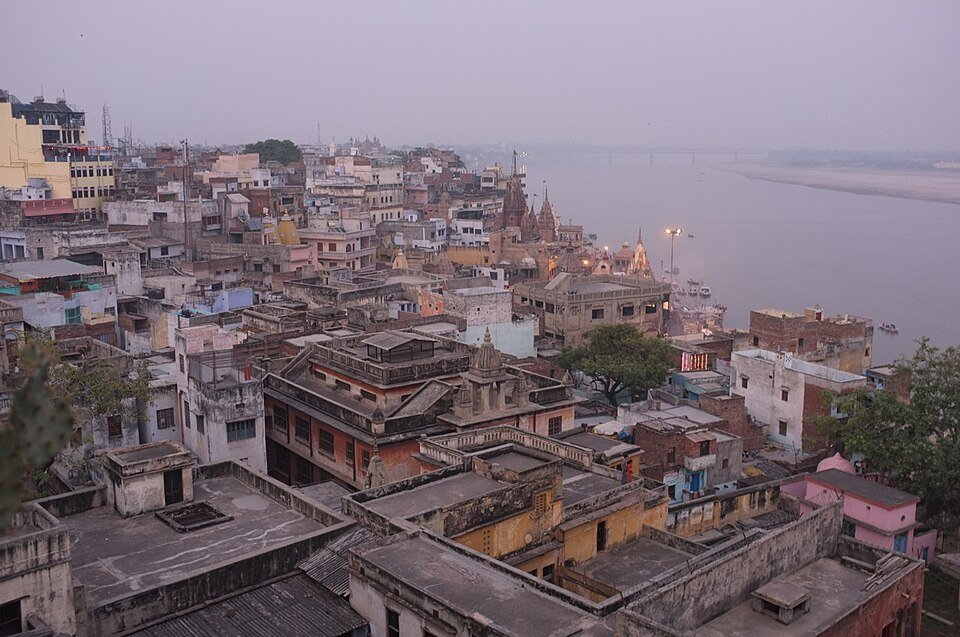 Varanasi cityscape and ghat-side destination planning after VNS release